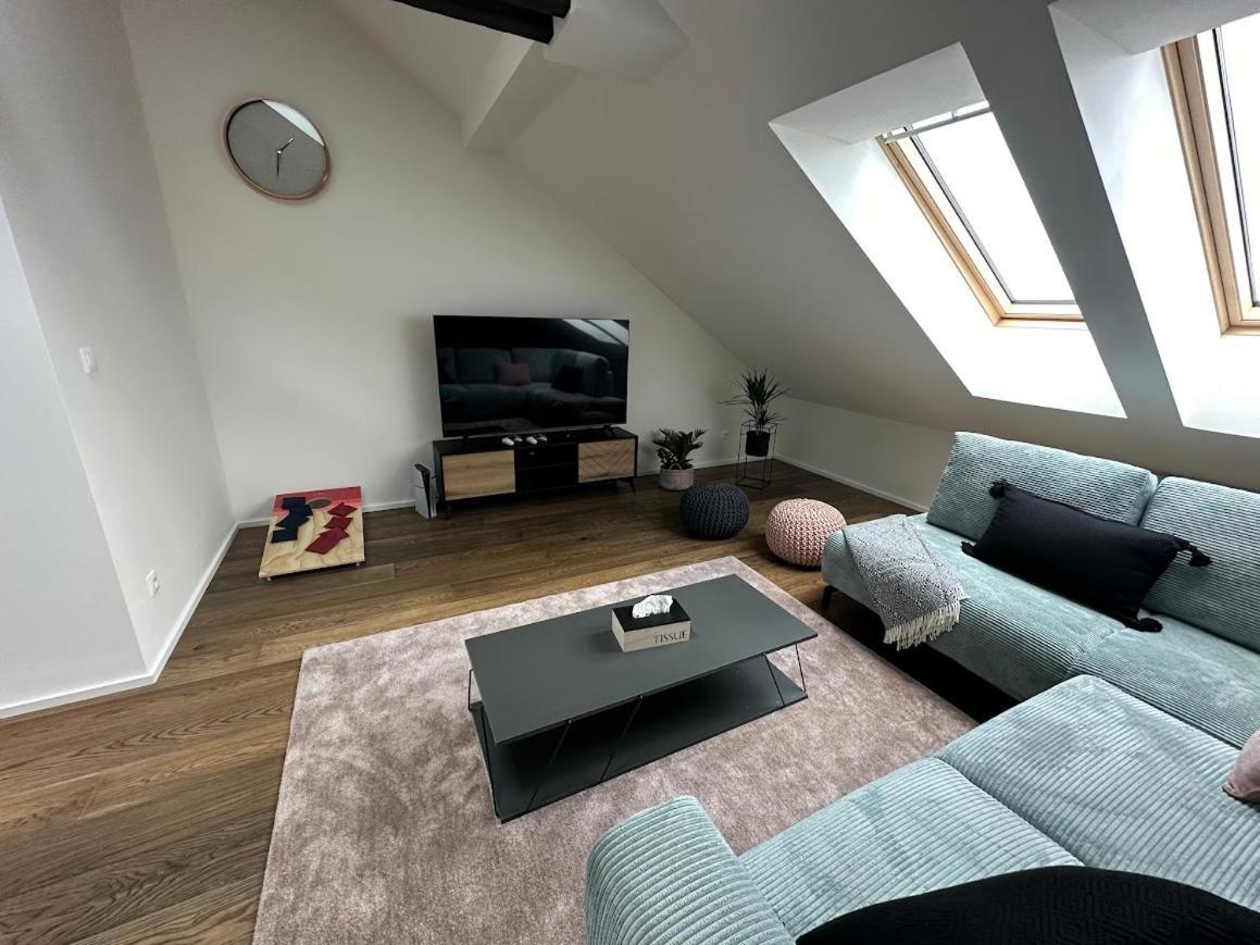 Loft Apartments Praga Exterior foto